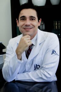 Dr. João Bragagnollo – Cirurgião Plástico